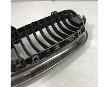 Grille de calandre gauche BMW SERIE 3 E90 PHASE 2 Diesel