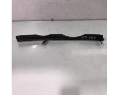 Enjoliveur moustache optique avant gauche BMW X5 E53 Diesel