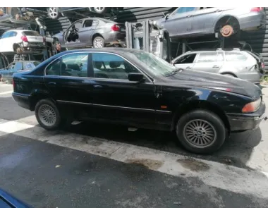 Fusee avant droit BMW SERIE 5 E39 PHASE 1 Essence