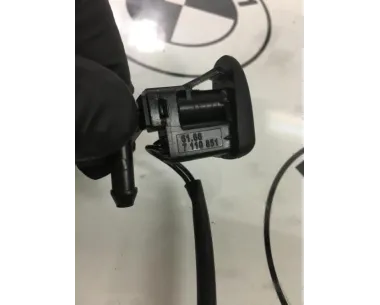 Gicleur lave glace BMW X3 E83 PHASE 1 