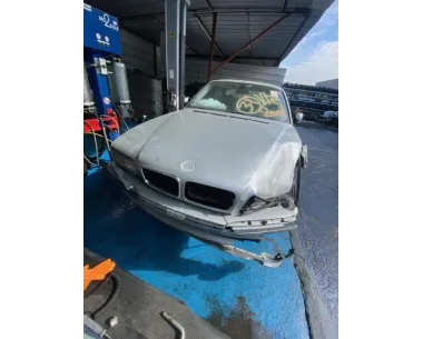 Serrure arriere gauche BMW SERIE 7 E38 Diesel