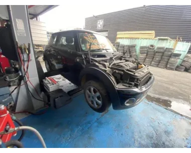 Vitre avant gauche MINI MINI 2 R56 PHASE 1 Essence