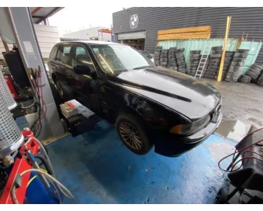 Vitre arriere gauche BMW SERIE 5 E39 TOURING PHASE 2 BREAK Diesel