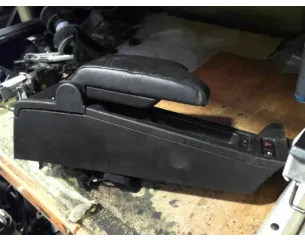 Accoudoir BMW SERIE 3 E46 COUPE PHASE 2 Diesel
