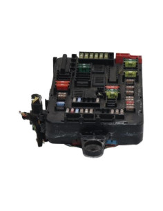 Porte fusible BMW SERIE 1 F21 PHASE 1 Diesel 2