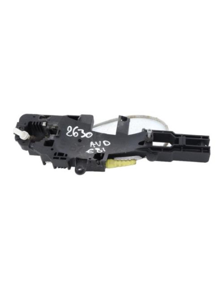 Support poignee porte avant droite BMW SERIE 1 E81 Diesel