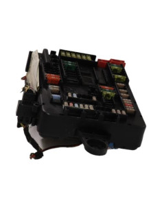 Porte fusible BMW SERIE 1 E87 PHASE 1 Diesel 2