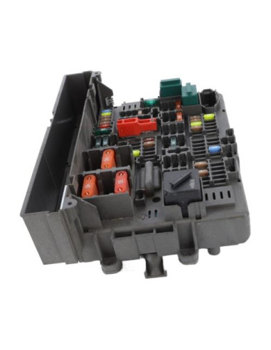 Porte fusible BMW SERIE 1 E81 Diesel