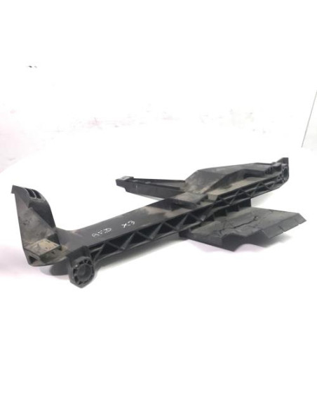 Support de phare droit (tôle) BMW X3 E83 PHASE 1 