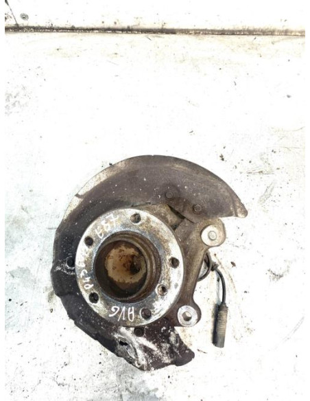 Fusee avant gauche BMW SERIE 1 E87 PHASE 2 