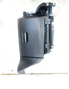 Boite a gants BMW SERIE 1 E81 Diesel 2