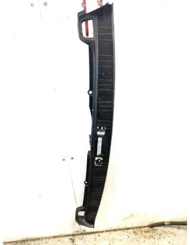 Moulure de pare choc arriere BMW SERIE 5 E39 TOURING PHASE 1 BREAK Diesel
