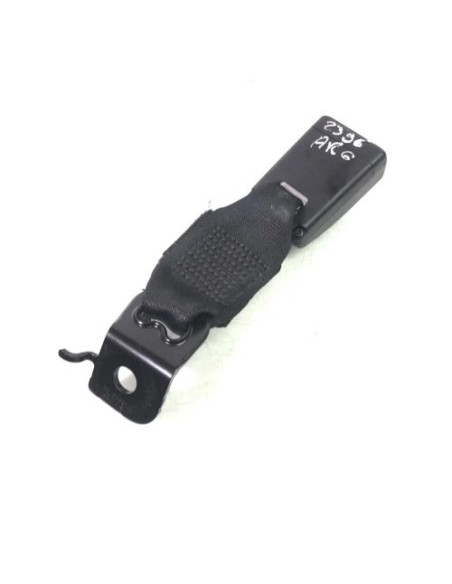 Attache ceinture arriere gauche BMW SERIE 1 F21 PHASE 1 Diesel