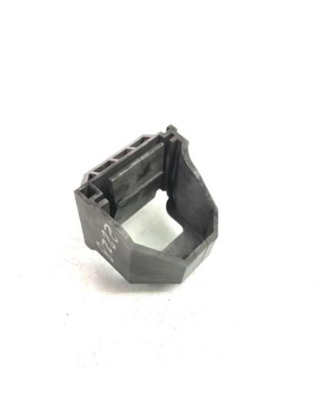 Support radiateur BMW SERIE 1 E87 PHASE 1 Diesel