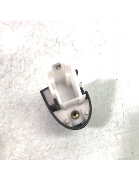 Poignee porte arriere gauche BMW SERIE 1 F20 PHASE 1 Diesel