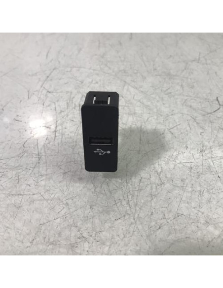 Prise port USB BMW SERIE 3 F31 TOURING PHASE 2 BREAK Diesel