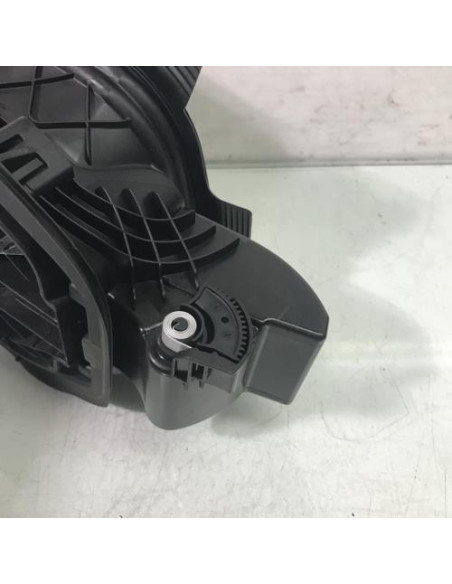 Trappe d'essence BMW IX I20 