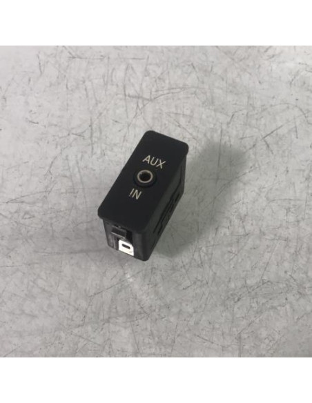 Prise port USB BMW SERIE 3 E90 PHASE 2 Diesel