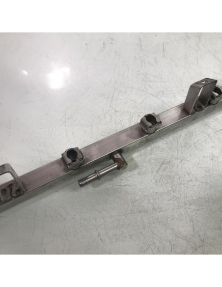 Rampe injection BMW SERIE 1 E88 CABRIO Essence