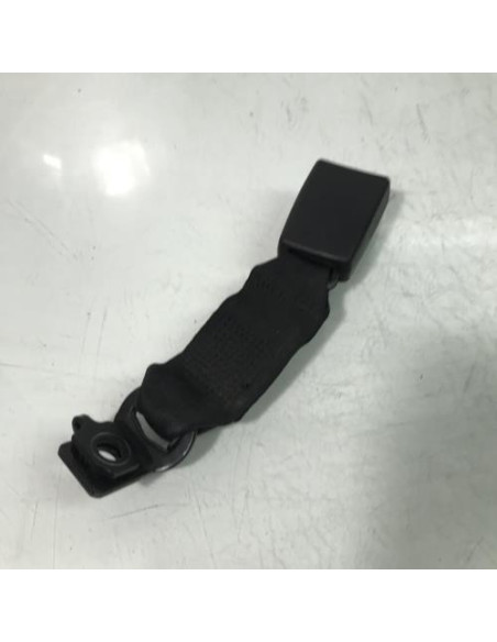 Attache ceinture arriere centrale BMW X3 E83 PHASE 1 Diesel