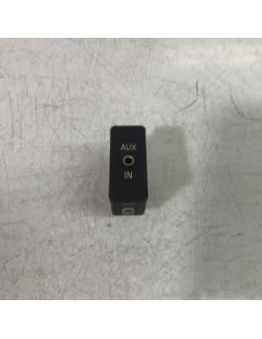 Prise port USB BMW SERIE 1 E87 PHASE 1 Diesel