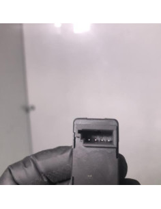 Prise port USB BMW SERIE 1 E87 PHASE 1 Diesel 2