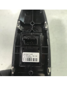 Interrupteur de leve vitre avant droit BMW SERIE 1 F20 PHASE 2 Essence 2