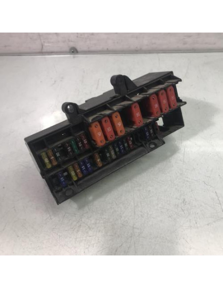 Porte fusible BMW SERIE 7 E65 PHASE 2 Diesel