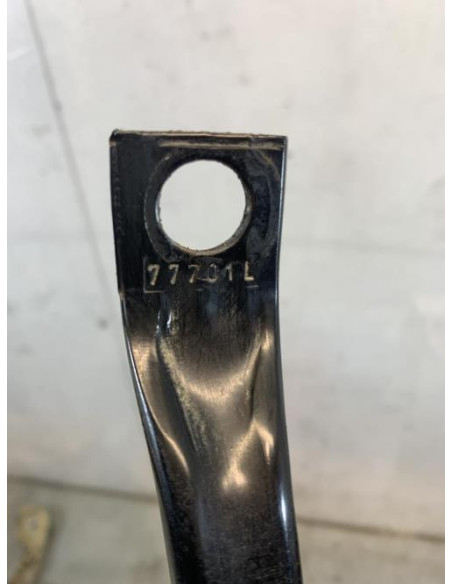 Traverse superieure BMW SERIE 1 F20 PHASE 2 Essence