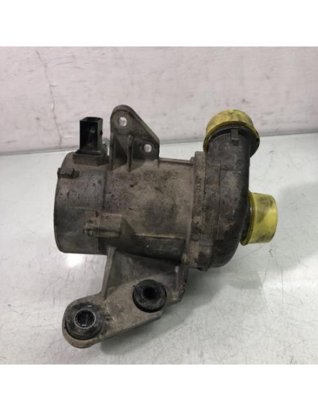 Pompe à eau BMW SERIE 1 E87 PHASE 2 Essence