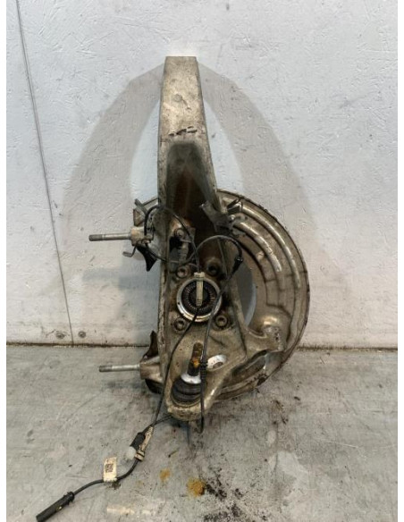 Fusee avant gauche BMW SERIE 5 F90 PHASE 2 Essence