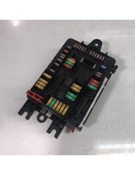Porte fusible BMW SERIE 1 F20 PHASE 2 Essence