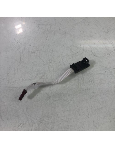 Eclairage de plafonnier MINI MINI 2 R55 CLUBMAN PHASE 1 BREAK Essence
