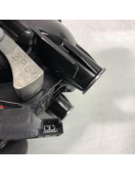 Poignee porte coffre BMW SERIE 1 F21 PHASE 1 Essence