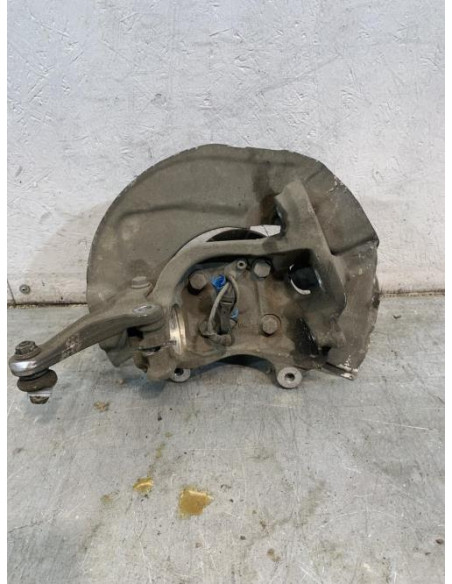 Fusee avant gauche BMW SERIE 5 E60 PHASE 2 Diesel