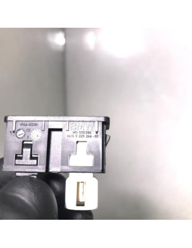 Prise port USB BMW SERIE 3 F31 TOURING PHASE 1 BREAK Diesel