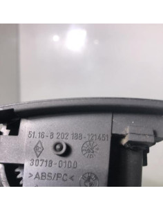 Console central (interieur plastique) BMW SERIE 3 E46 PHASE 1 Diesel 2