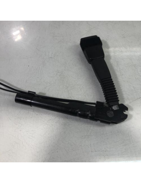 Pretensionneur de ceinture avant droit BMW SERIE 1 E81 Diesel