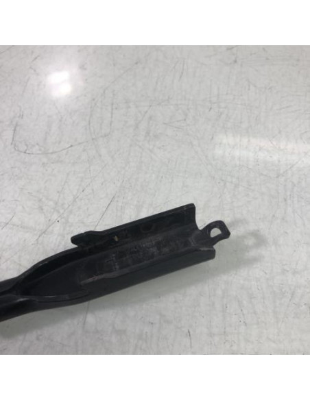 Bras essuie glace avant gauche BMW SERIE 1 E81 Essence