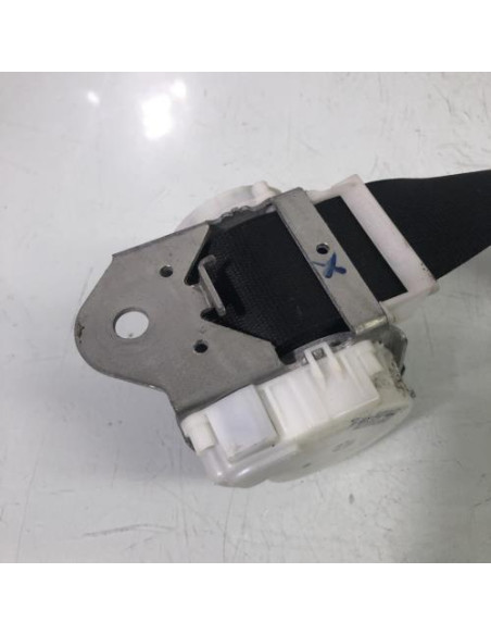 Ceinture avant droit BMW SERIE 1 E88 CABRIO Essence