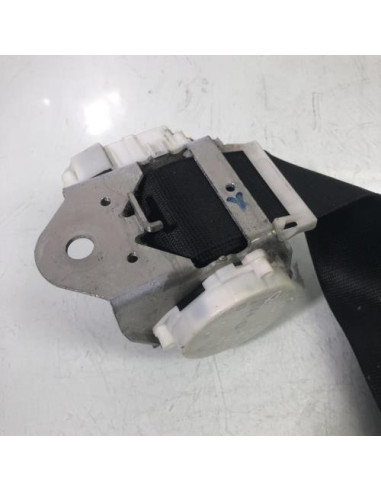 Ceinture avant gauche BMW SERIE 1 E88 CABRIO Essence