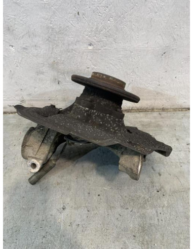 Fusee avant gauche BMW SERIE 1 E88 CABRIO Essence