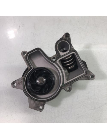 Pompe à eau BMW SERIE 1 E81 Diesel