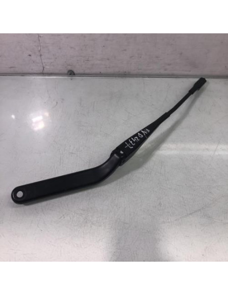 Bras essuie glace avant gauche BMW SERIE 1 E81 Diesel