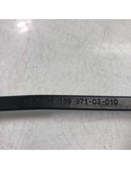Bras essuie glace avant gauche BMW SERIE 1 E81 Diesel