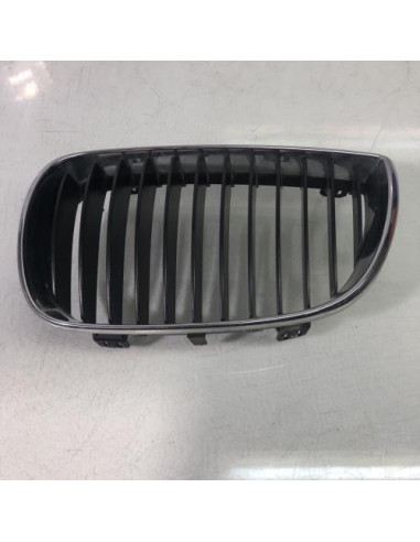 Grille de calandre gauche BMW SERIE 1 E81 Diesel