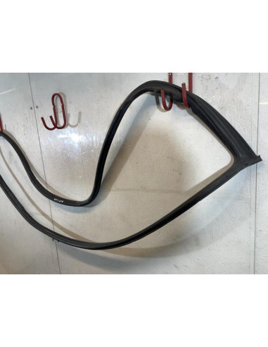 Joint de porte avant droite BMW SERIE 1 E81 Diesel