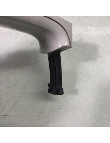 Poignee porte avant gauche BMW SERIE 1 E81 Diesel
