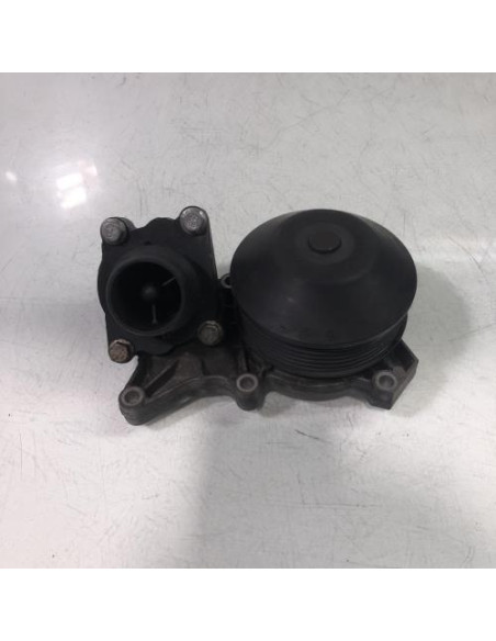 Pompe à eau BMW SERIE 1 E81 