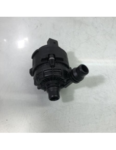 Pompe à eau BMW X1 U11 